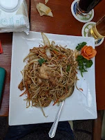 Gebratene Nudeln Mit Hühnerfleisch